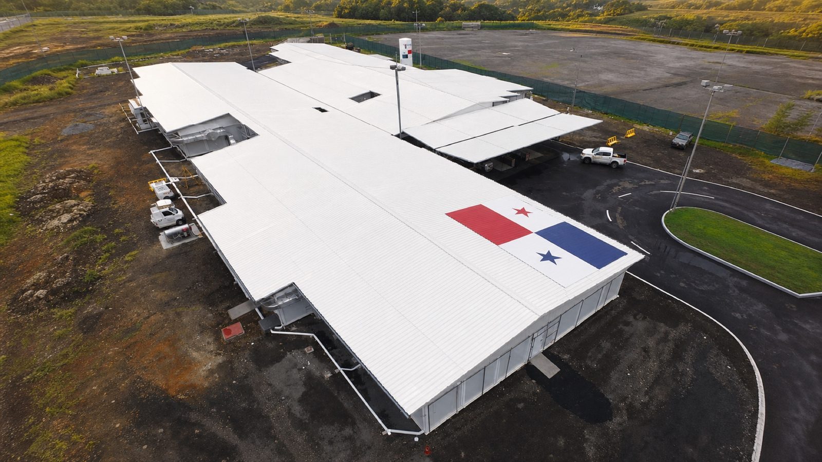 Hospital Modular — 2.430 m² en 30 días, Ciudad de Panamá